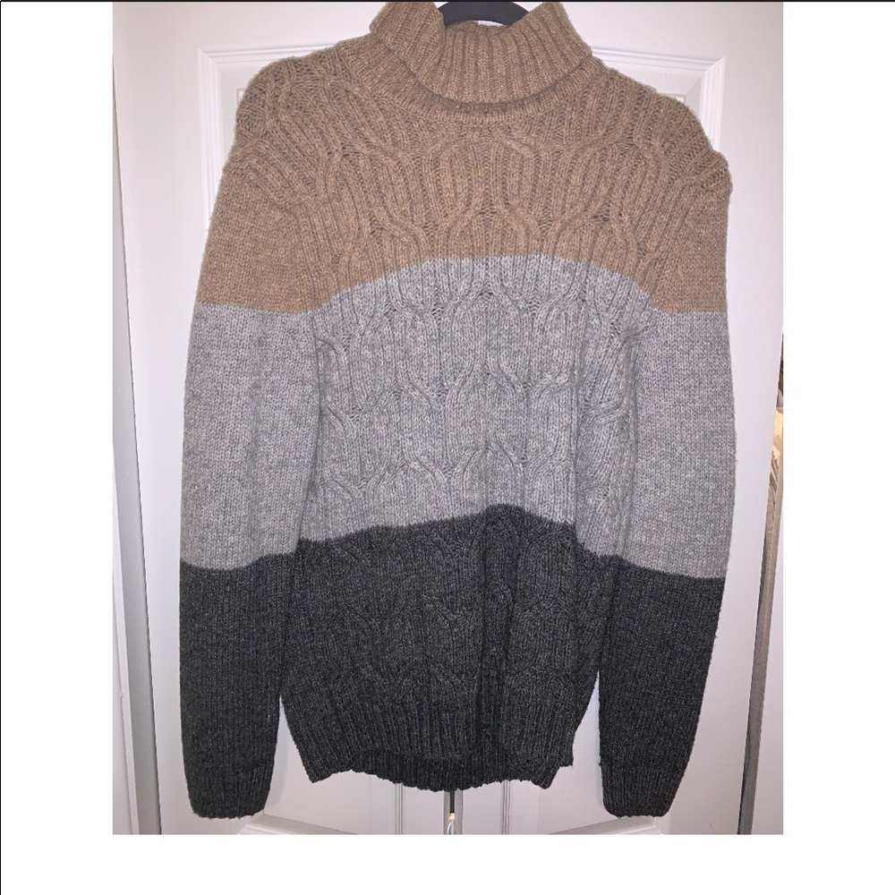 Knit turtle neck
